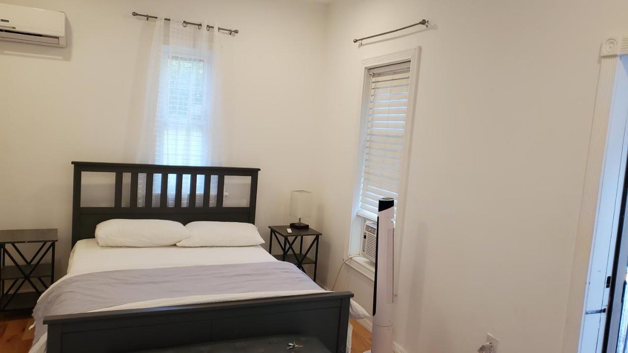 Gorgeous Victorian House!! Entire Suite In Sam'S Home ニューヨーク エクステリア 写真