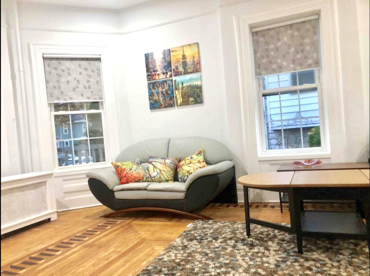 Gorgeous Victorian House!! Entire Suite In Sam'S Home ニューヨーク エクステリア 写真