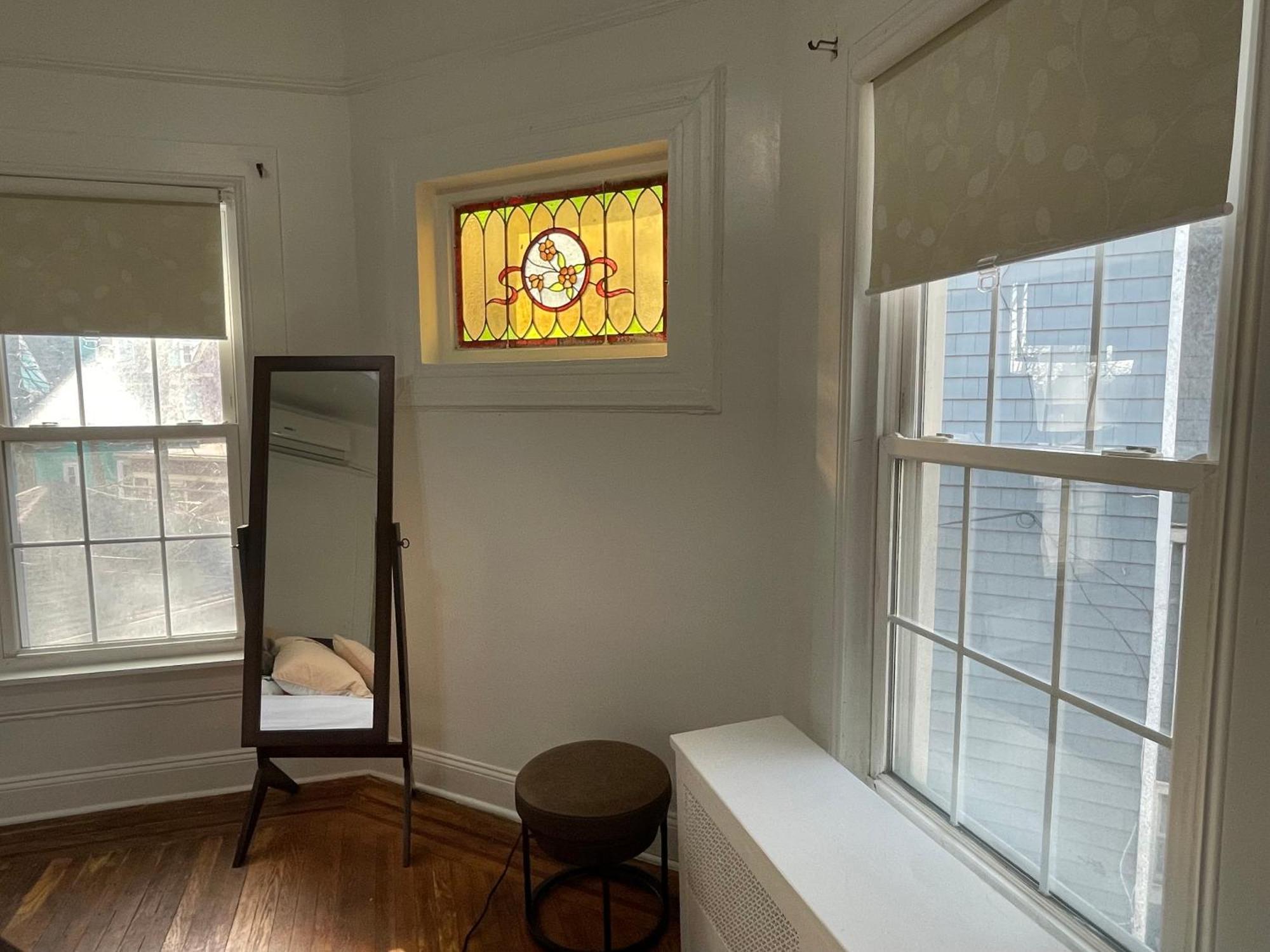 Gorgeous Victorian House!! Entire Suite In Sam'S Home ニューヨーク エクステリア 写真